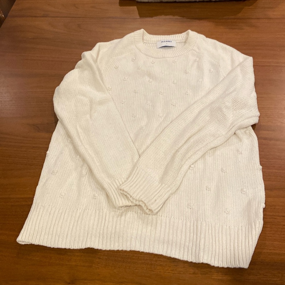 Old Navy white/offwhite pompom sweater M